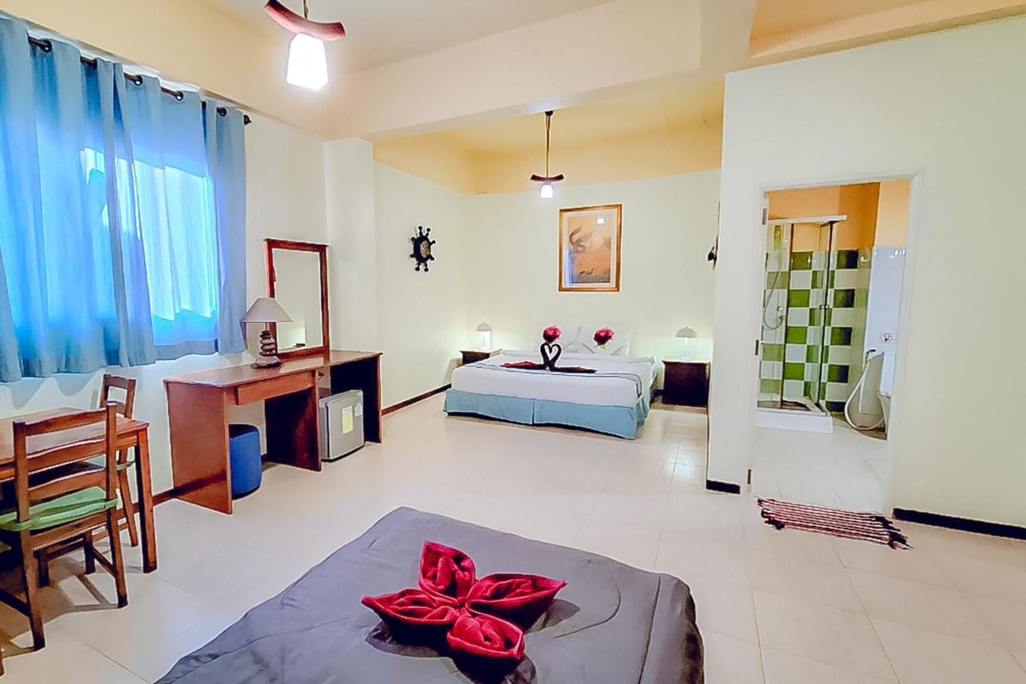 Viva Hotel Chaloklum Luaran gambar